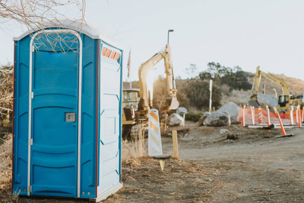 Affordable portable toilet rental in Seymour, MO
